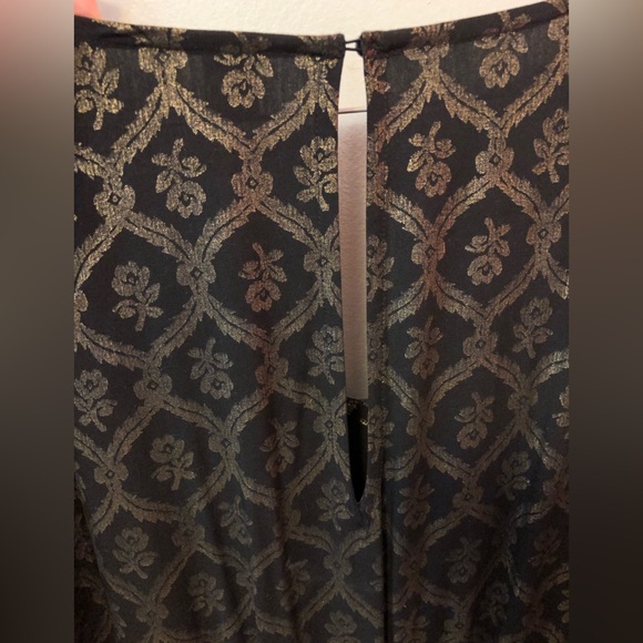 Old Navy gold and black shimmer Jumpsuit - Picture 4 of 8